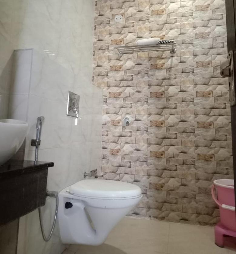 فندق ريا بالاس آغْرا المظهر الخارجي الصورة